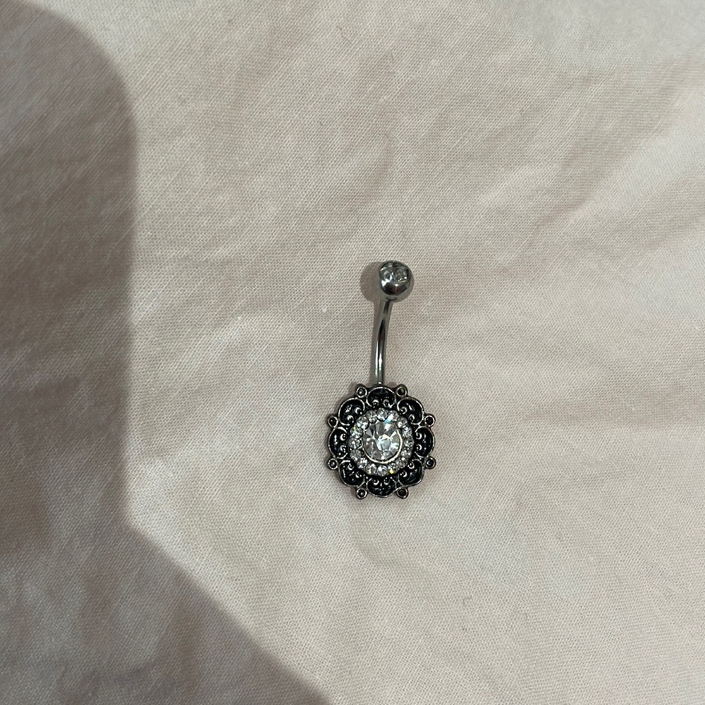 Vintage style belly ring